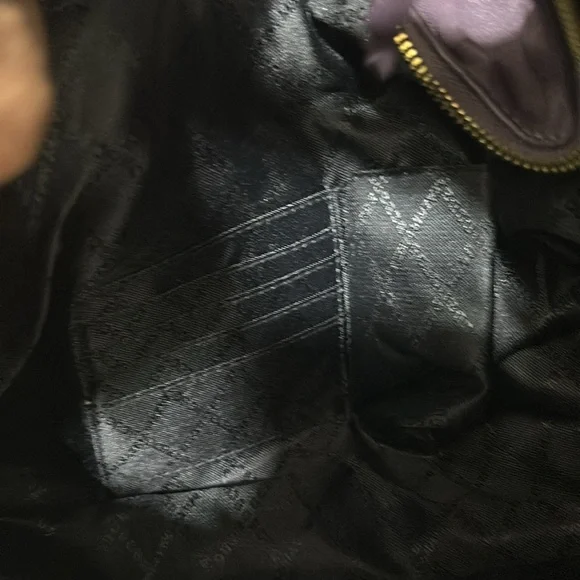 Luxe Unique Purple Leather Handbag - Picture 4 of 14